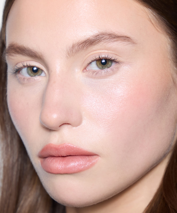 Cleo wears Brow Pencil in Chestnut