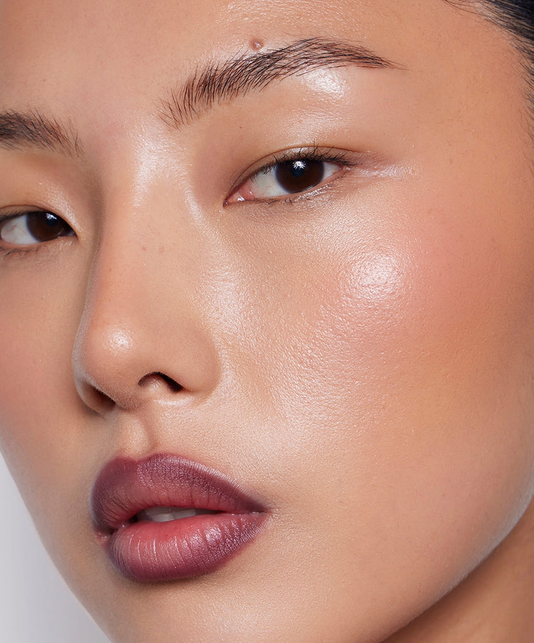 Cho wears Blur Liner in shade Plum