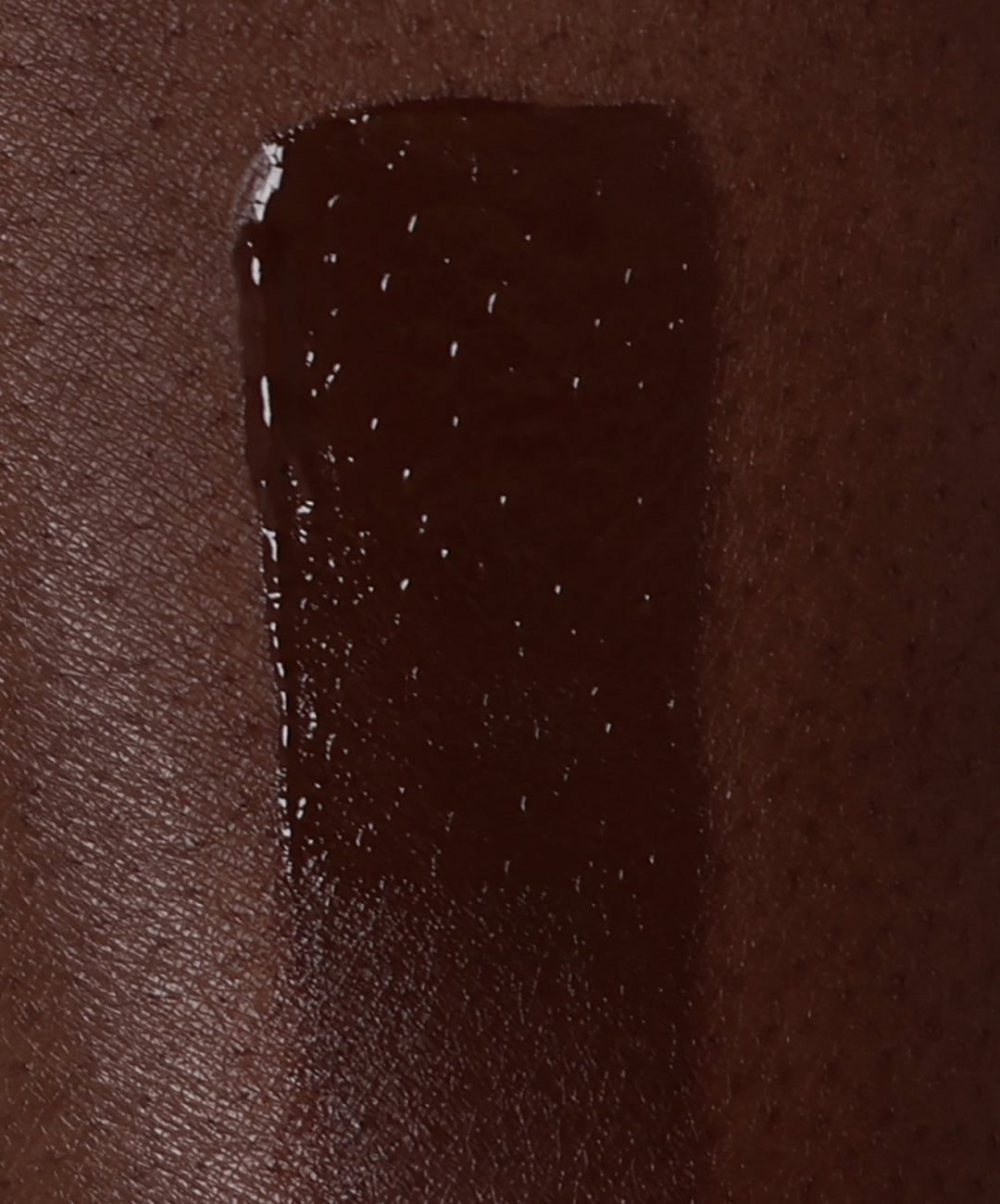 | desc: | text: light Shade 24C on skin