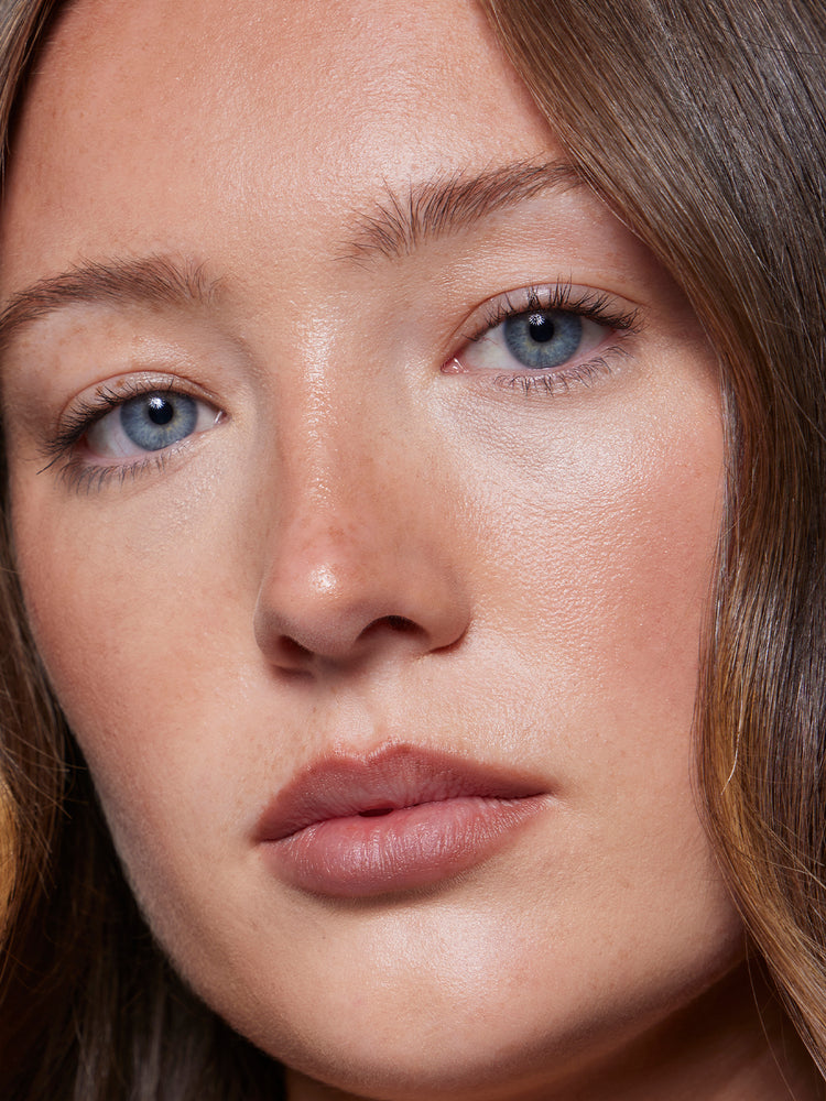 Grace wears Blur Liner in shade Stone